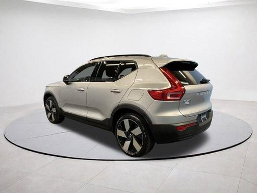 2023 Volvo XC40 Recharge Pure Electric Twin Plus