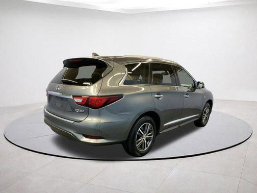 2016 INFINITI QX60 Base
