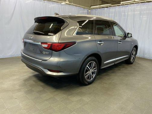 2016 INFINITI QX60 Base