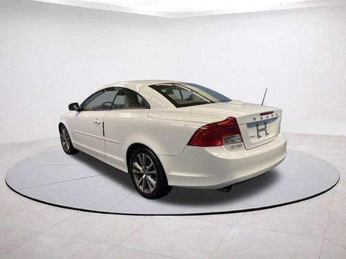 2012 Volvo C70 T5