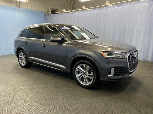 2021 Audi Q7 55 Premium Plus