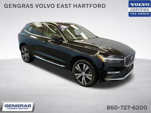 Onyx Black Metallic 2023 Volvo XC60 B5 Plus Bright Theme
