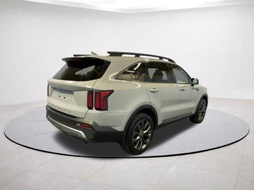 2022 Kia Sorento X-Line EX