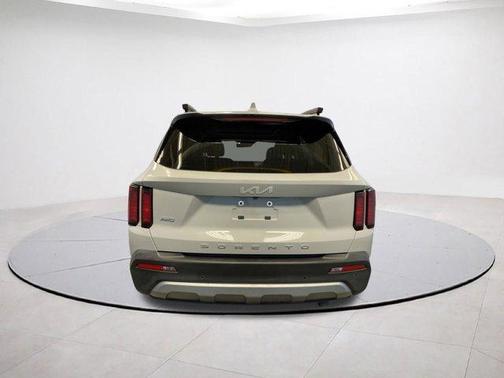 2022 Kia Sorento X-Line EX