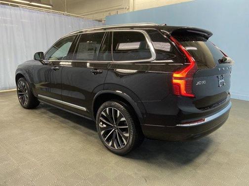 2025 Volvo XC90 Plug-In Hybrid T8 Plus 6-Seater