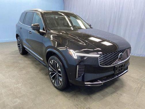 2025 Volvo XC90 Plug-In Hybrid T8 Plus 6-Seater