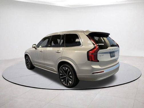 2025 Volvo XC90 PLUS