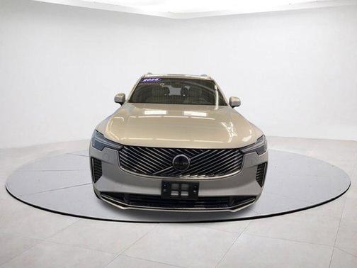 2025 Volvo XC90 PLUS