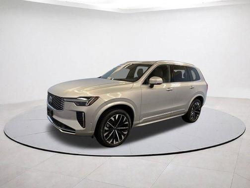 2025 Volvo XC90 PLUS