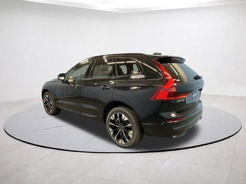 2026 Volvo XC60 Plug-In Hybrid T8 Plus