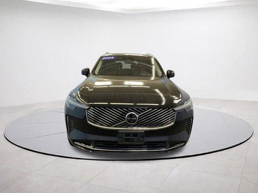 2025 Volvo XC90 PLUS