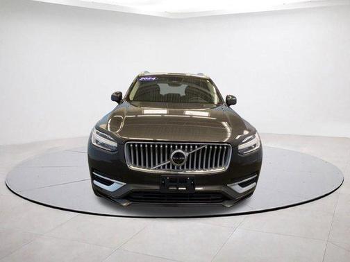 2024 Volvo XC90 Recharge Plug-In Hybrid T8 Plus Bright Theme 7-Seater