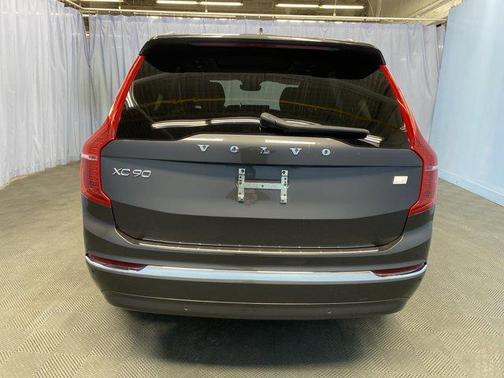 2024 Volvo XC90 Recharge Plug-In Hybrid T8 Plus Bright Theme 7-Seater