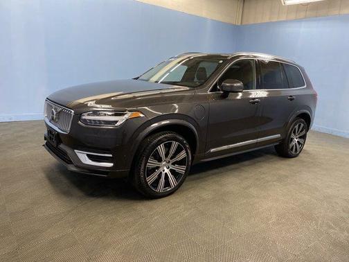 2024 Volvo XC90 Recharge Plug-In Hybrid T8 Plus Bright Theme 7-Seater