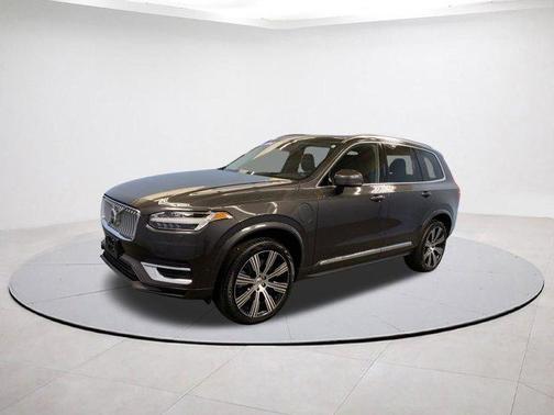 2024 Volvo XC90 Recharge Plug-In Hybrid T8 Plus Bright Theme 7-Seater