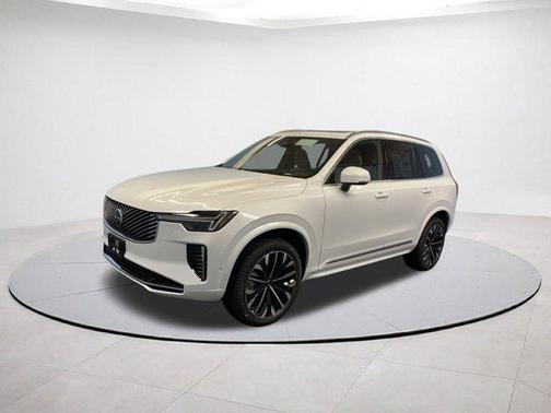 2026 Volvo XC90 B6 Ultra 7-Seater