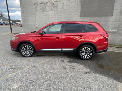 2019 Mitsubishi Outlander SEL