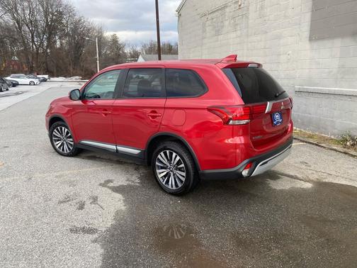 2019 Mitsubishi Outlander SEL