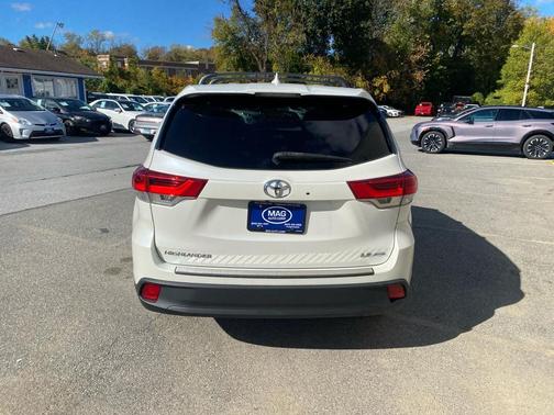 2019 Toyota Highlander LE Plus