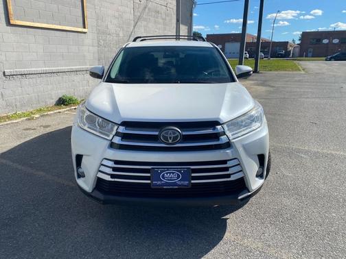2019 Toyota Highlander LE Plus