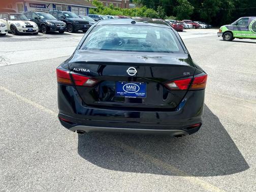 2019 Nissan Altima 2.5 SR