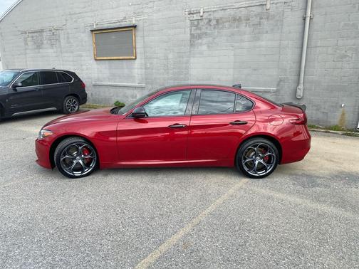 2018 Alfa Romeo Giulia Ti Sport