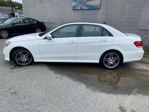 2015 Mercedes-Benz E-Class 4MATIC