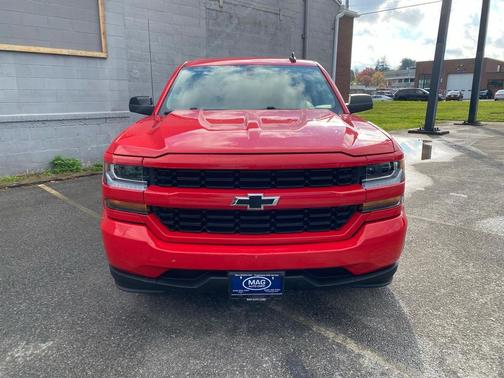 2018 Chevrolet Silverado 1500 Custom