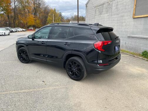 2020 GMC Terrain SLE