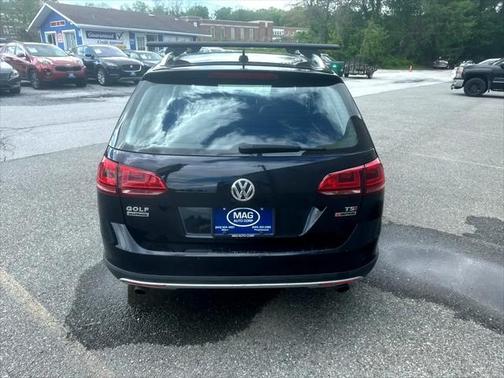 2017 Volkswagen Golf Alltrack TSI S