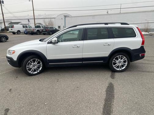 2016 Volvo XC70 T5 Premier