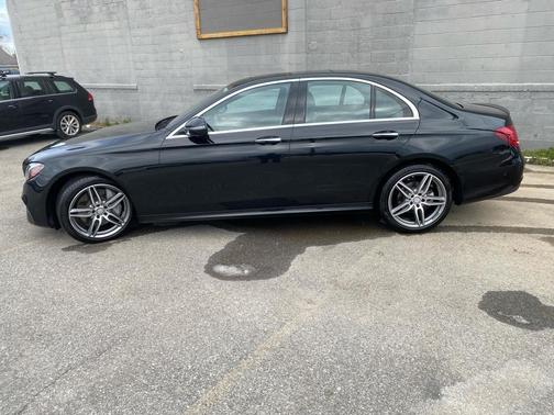 2017 Mercedes-Benz E-Class E300 Luxury 4MATIC Sedan