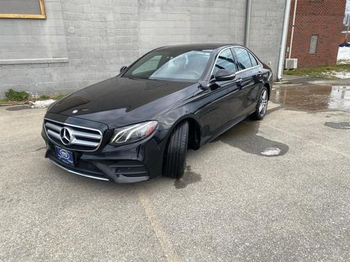 2017 Mercedes-Benz E-Class E300 Luxury 4MATIC Sedan