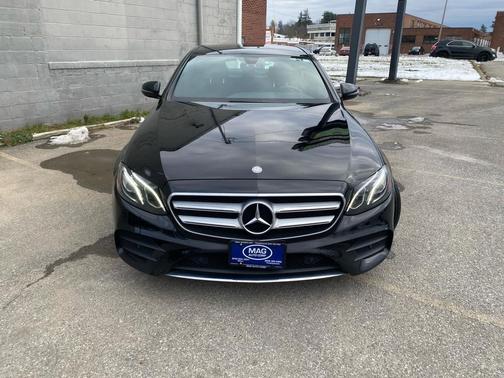 2017 Mercedes-Benz E-Class E300 Luxury 4MATIC Sedan