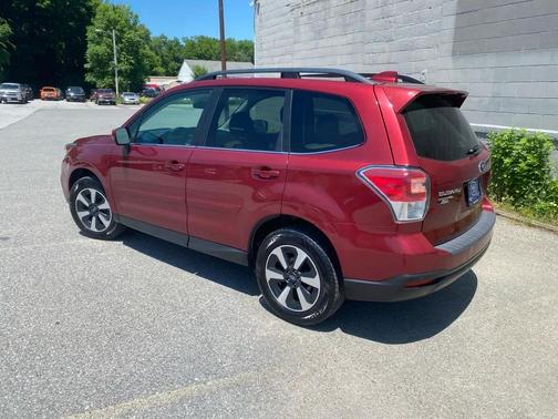 Venetian Red Pearl 2018 Subaru Forester 2.5i Limited