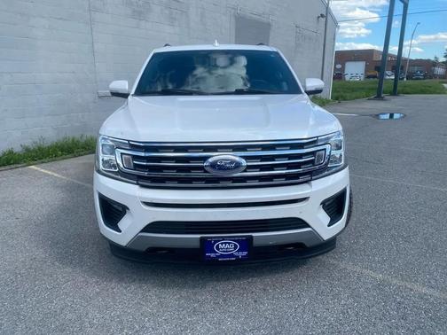 White Platinum Metallic Tri-Coat 2019 Ford Expedition XLT