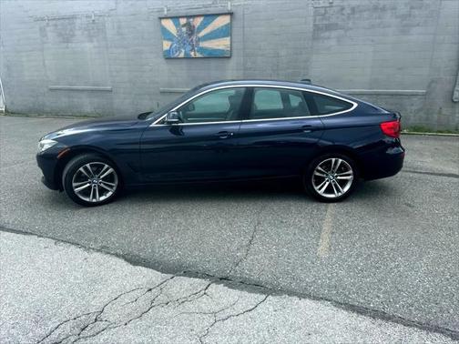 2017 BMW 330 Gran Turismo xDrive