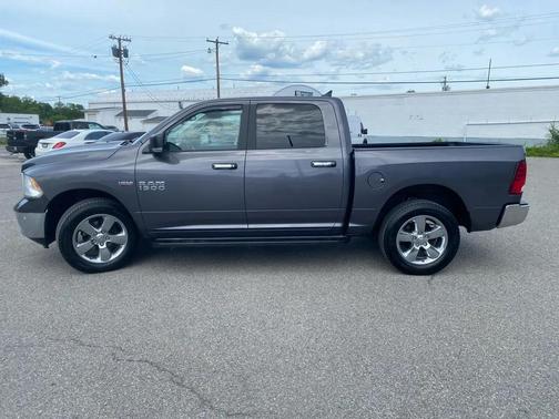 Granite Crystal Metallic Clearcoat 2017 RAM 1500 Big Horn