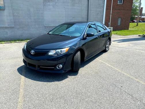2014 Toyota Camry SE Sport