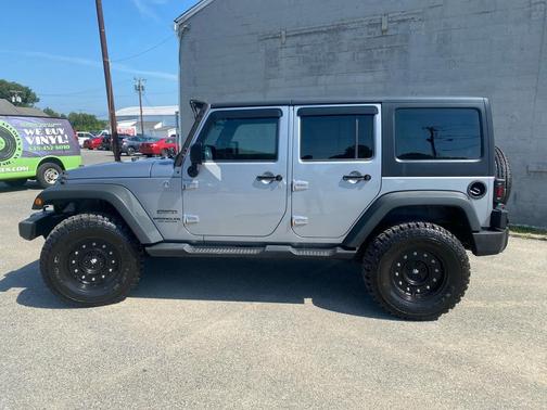2013 Jeep Wrangler Unlimited Sport