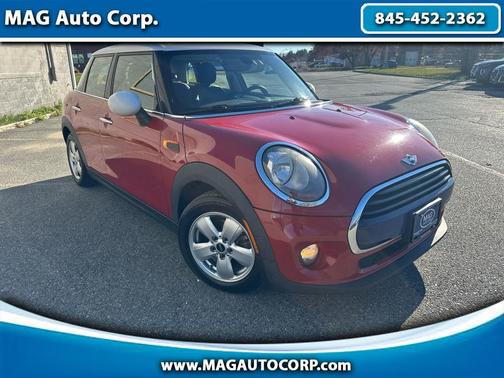 2017 MINI Hardtop Cooper