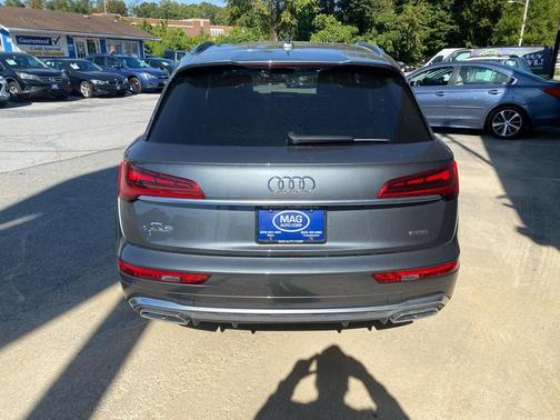 2021 Audi Q5 Prestige 55 TFSI e quattro S tronic