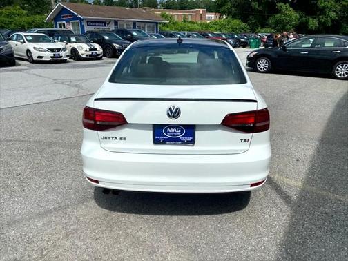 2018 Volkswagen Jetta 1.8T SE Sport