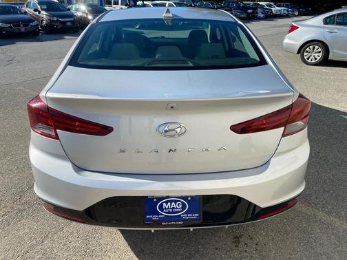 2020 Hyundai ELANTRA Limited
