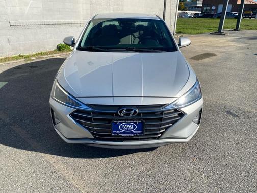 2020 Hyundai ELANTRA Limited