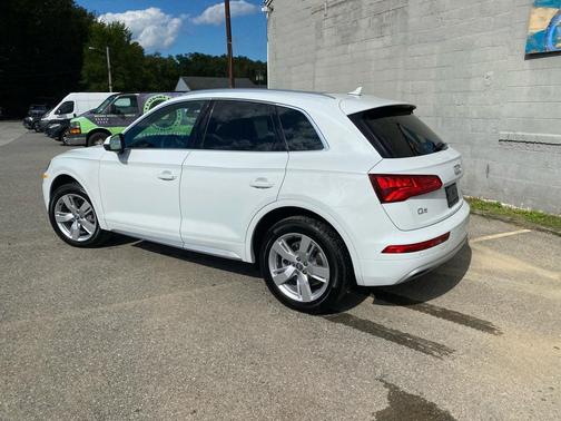 2019 Audi Q5 2.0T Premium Plus