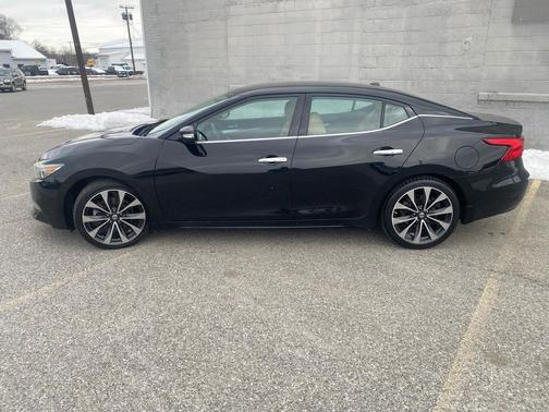 2016 Nissan Maxima 3.5 SR