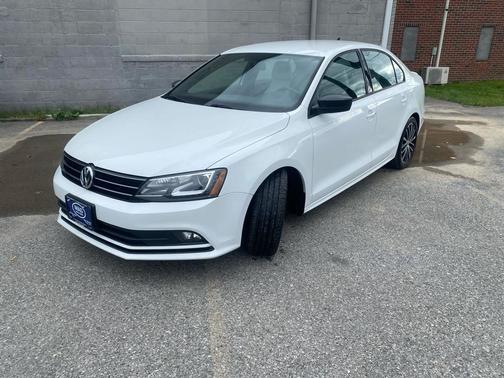 2016 Volkswagen Jetta 1.8T Sport