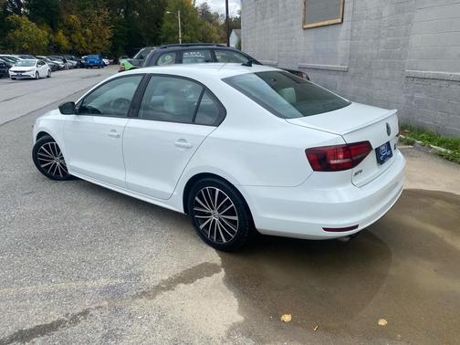 2016 Volkswagen Jetta 1.8T Sport