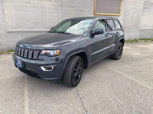 2018 Jeep Grand Cherokee Laredo E